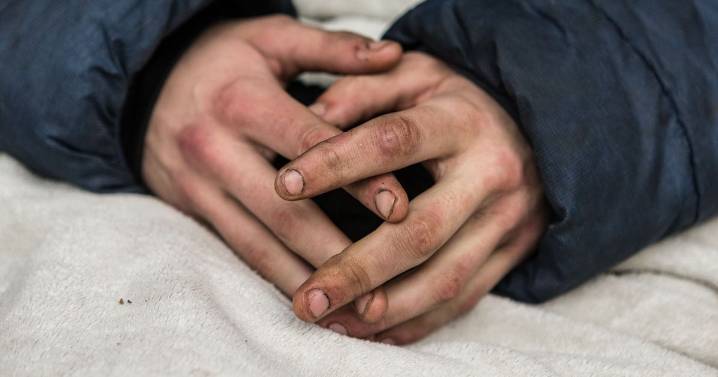 The urgent sign Nuneaton council is urging locals to look for as temperatures plummet