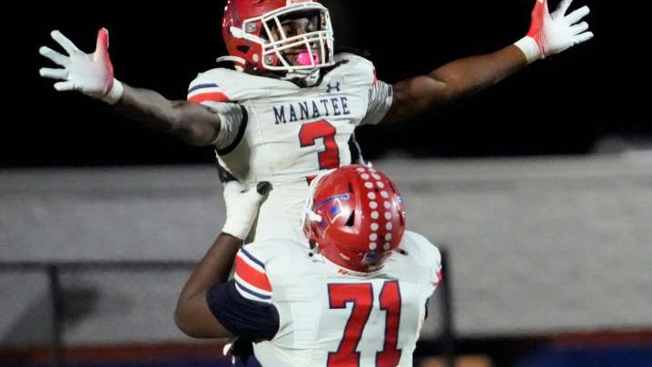 Cape Coral falls to Manatee in regional semifinal football game