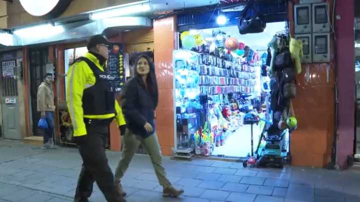 Negocios cerrados y poca movilidad: así luce La Mariscal, tradicional barrio de Quito afectado por la criminalidad
