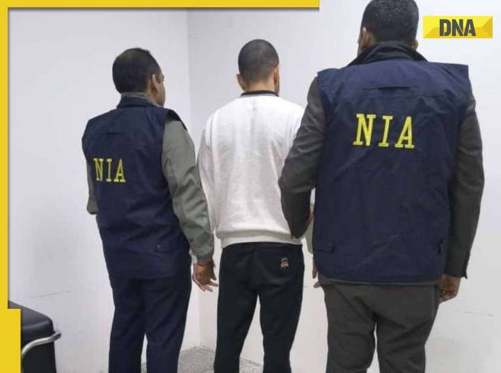 Who were the other 199 Indians deported from US along with gangster Anmol Bishno