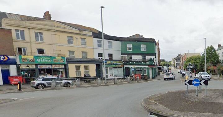 Man left needing stitches in head after being punched outside kebab shop