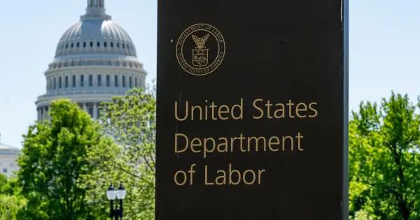 EE.UU. añade 119,000 empleos en septiembre, tasa de desempleo sube al 4.4%