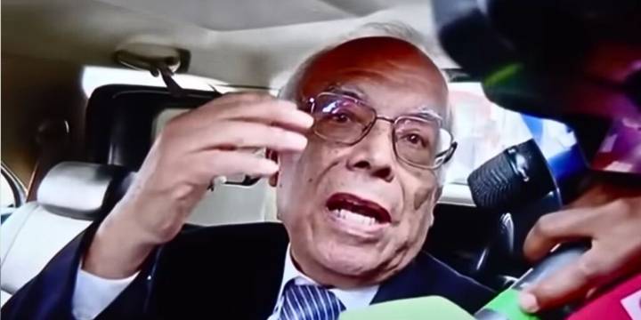 Aníbal Torres pierde los papeles e insulta a periodistas tras conocer su condena: “Esa porquería”