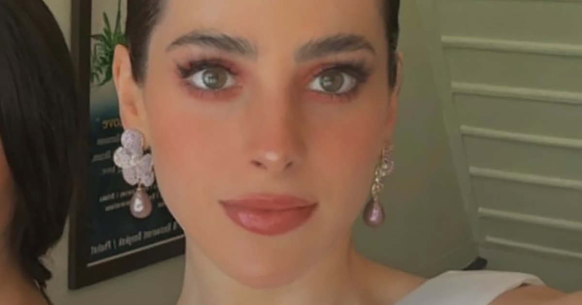 Miss Universe contestants walk out after pageant chief berates Miss Mexico