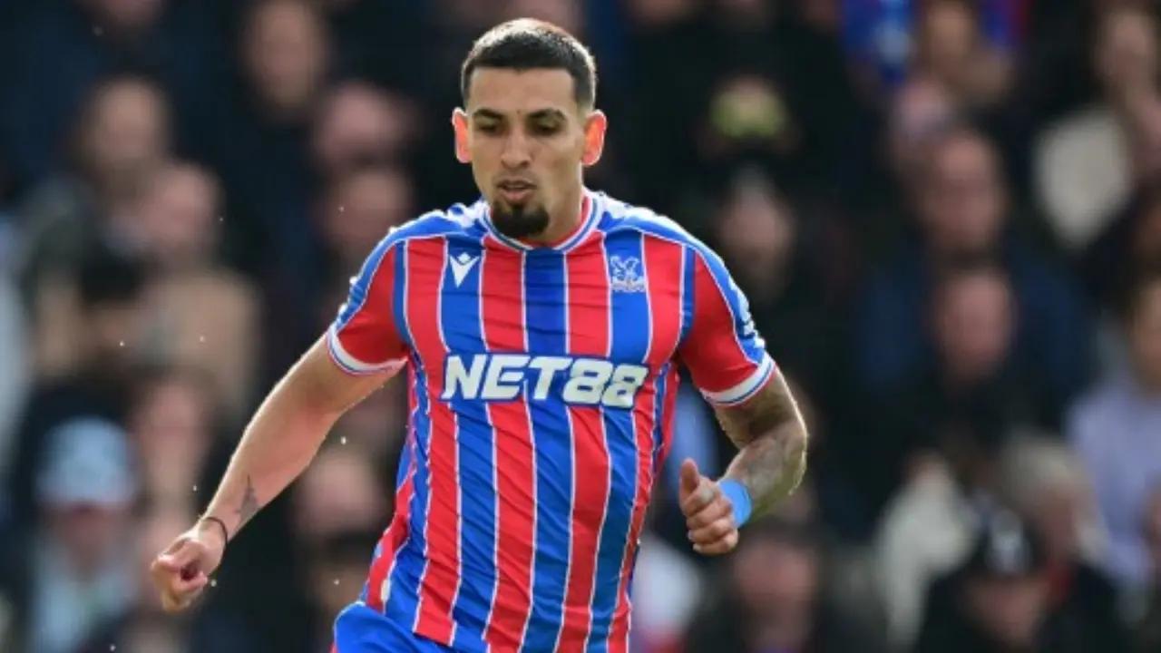 Barcelona no la tiene fácil por Daniel Muñoz; otros clubes acechan e insisten