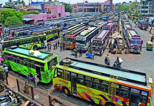 Kerala tourist buses suspend services to Karnataka, Tamil Nadu