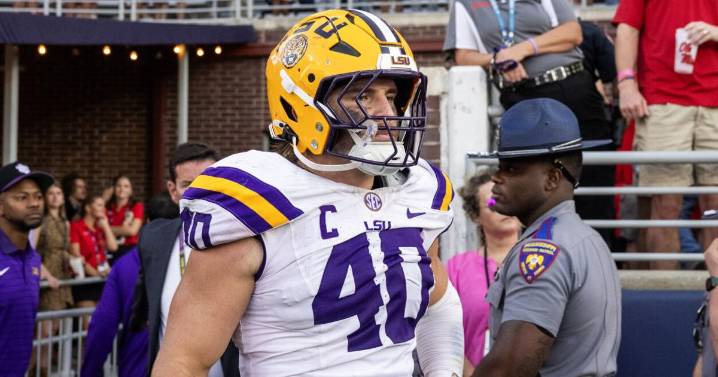 LSU LB Whit Weeks 'doubtful' to play against Alabama