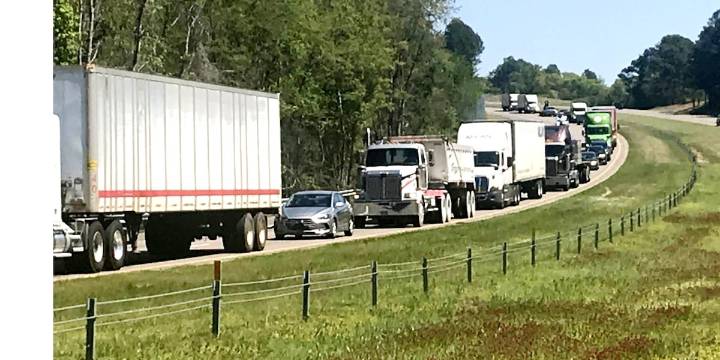 When are the best, worst times to get on the road for Thanksgiving this year?