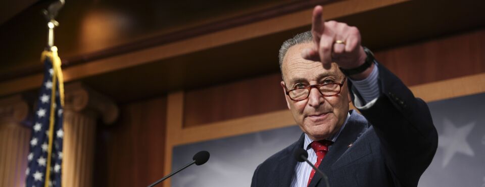 Democrats Trim Shutdown Demands as Travel, Food Aid Delays Hit