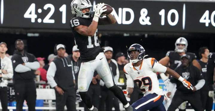 TNF Week 10 live chat: Raiders at Broncos