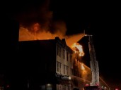 Major Blaze In Huts Close To Mumbai Harbour Line Train Tracks, Bandra