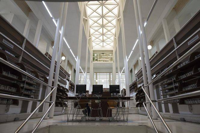 El documental 'Almudena' rinde homenaje a la escritora Almudena Grandes en Granada