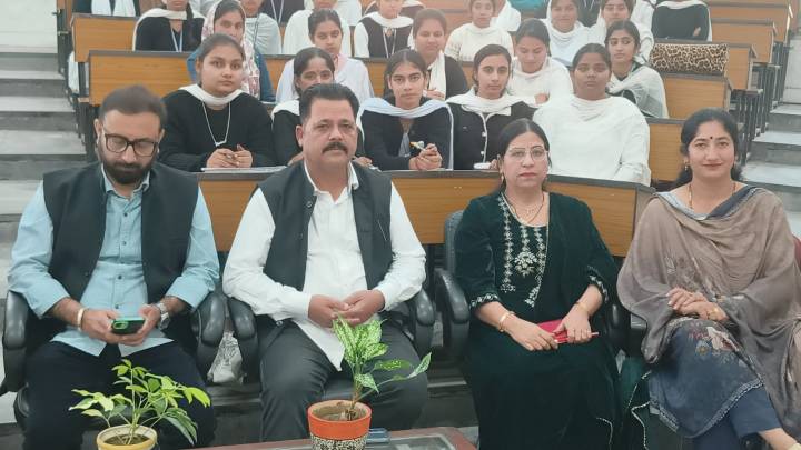GDCW Kathua Hosts Guest Lecture on Media Opportunities