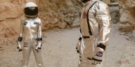Así es la escuela secreta en los Alpes suizos que entrena a los futuros astronautas con misiones extremas