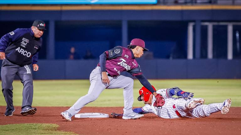Águilas blanquean a Tomateros en el primero de la serie en Mexicali