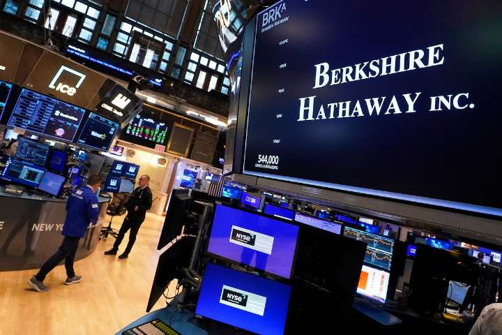 Berkshire reports 34% jump in quarterly operating profit