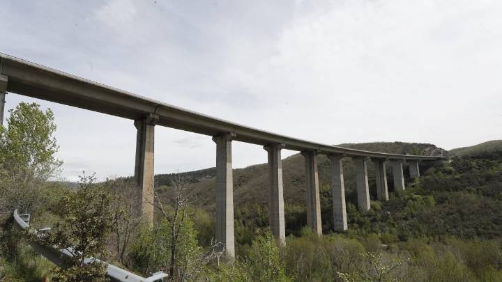 El Gobierno niega un “riesgo inminente” en el viaducto de Tremor en la A