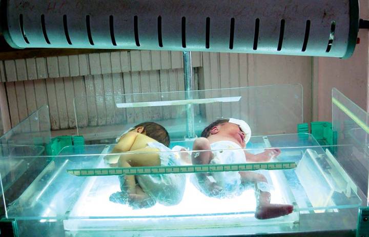 Hepatitis A Hits South Kashmir Village, Nine Children Affected