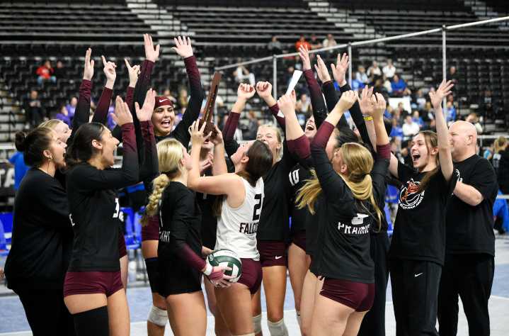 Prairie volleyball rebounds from 3A semifinal loss to earn third place
