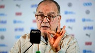 ¿Se va? Bielsa cita a sorpresiva conferencia en Uruguay y crecen los rumores: La versión que ronda