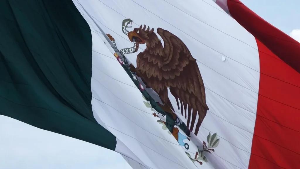 México rechaza decisión de romper relaciones diplomáticas con Perú