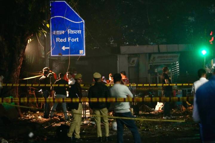 Car blast near New Delhi's historic Red Fort kills at least 8 people, India's police say