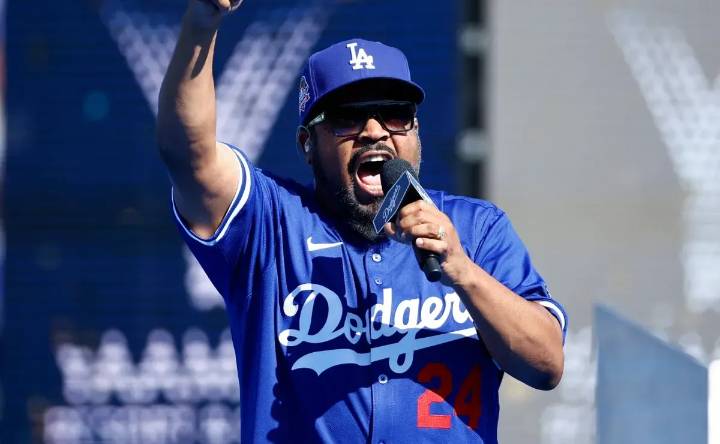 Ice Cube issues viral four-word message after Dodgers win 2025 MLB World Series vs Blue Jays