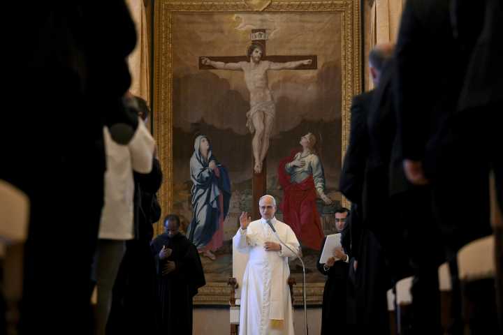 Pope Leo asks for liturgy that is ‘sober in its solemnity’ while respecting popular piety