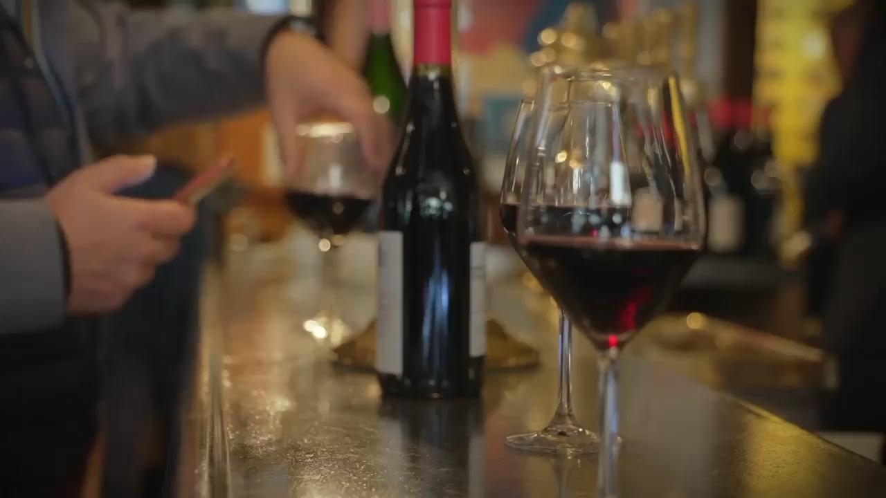 Beaujolais Nouveau debuts in Paris with early