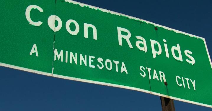 Crews working to repair water main break in Coon Rapids