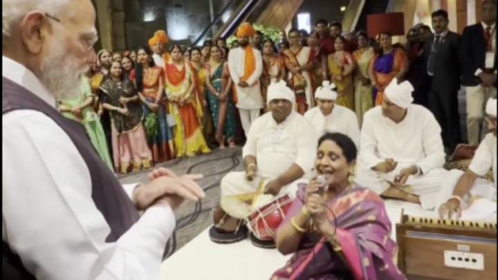 ‘Kept India Alive In Hearts’: PM Modi Lauds ‘Ganga Maiya’ Girmitiya Song In Johannesburg