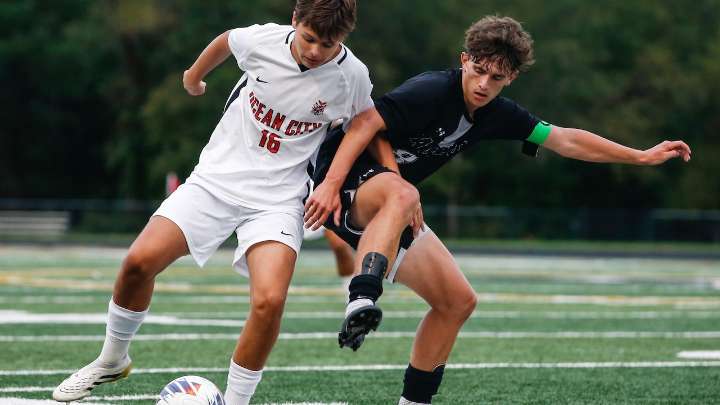 Egg Harbor rides big 1st half to win over Atlantic City in SJ, Group 4