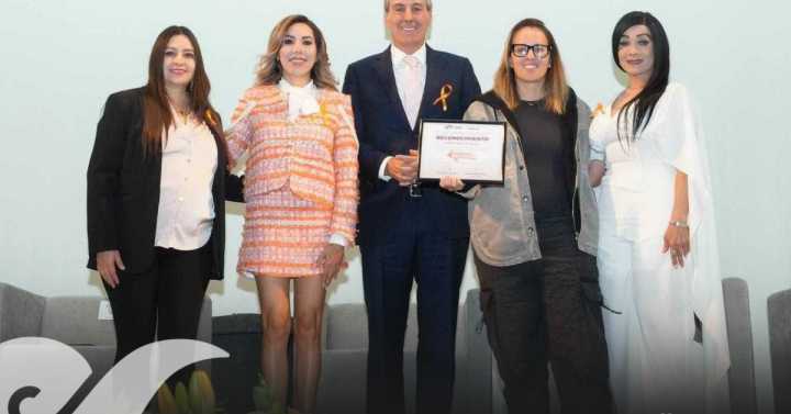 Refrenda Pepe Chedraui su compromiso en la lucha contra la violencia de género