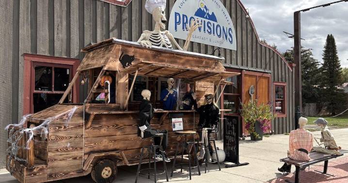 2025 Scarecrow Contest Winners!