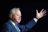 Tim Walz y Donald Trump encienden las redes sociales al lanzarse descalificaciones