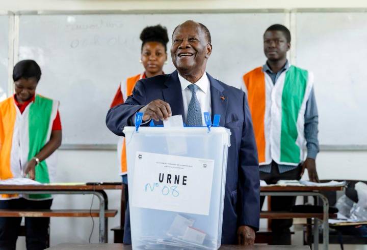Díaz-Canel felicita a reelecto presidente marfileño Alassane Ouattara