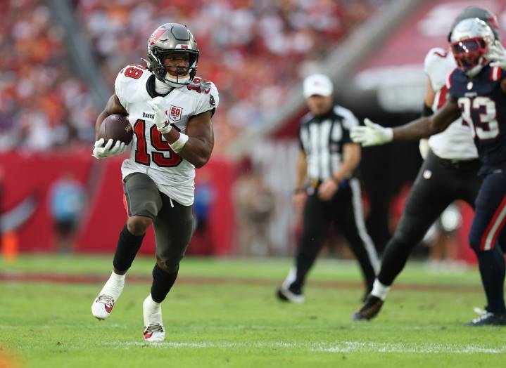 Deadspin | Buccaneers rookie RB Josh Williams suspended 6 games for PEDs