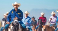 Celebran con cabalgata aniversario de fundación de Santa Catarina