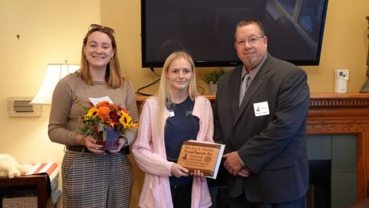 Brookdale of Monroe caregiver earns Marilyn Merkle community award