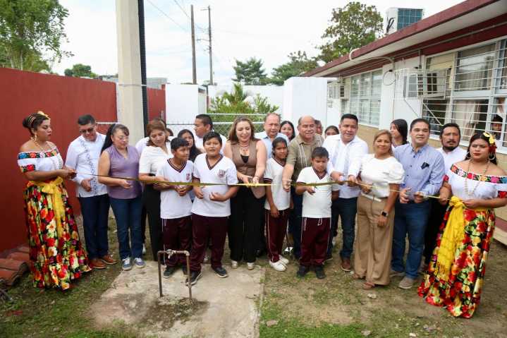 Gobierno del Pueblo cumple con Huimanguillo con obras de beneficio social