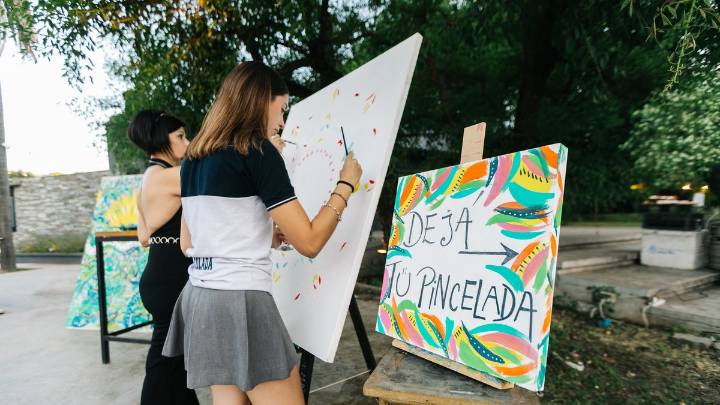 Se viene "Noche de los Héroes por la Educación": una invitación a estar presentes para transformar realidades