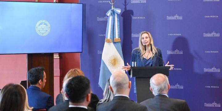 La Libertad Avanza diseña su plan para desembarcar con más poder en el Congreso Nacional y las Legislaturas de PBA y CABA