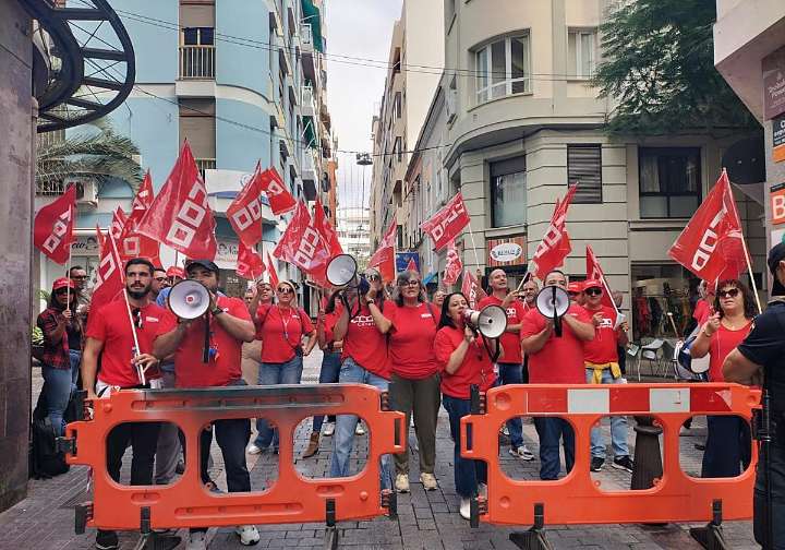 Los sindicatos amenazan con una huelga en el sector comercial en pleno Black Friday