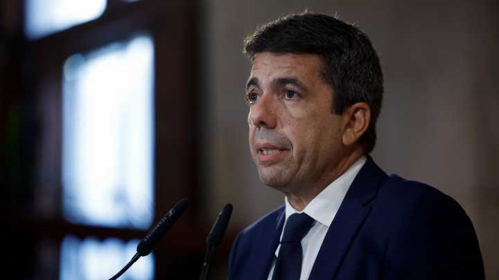 Mazón dimite como president con críticas al Gobierno y no aclara su futuro: "Cometí errores y viviré con ellos toda la vida"