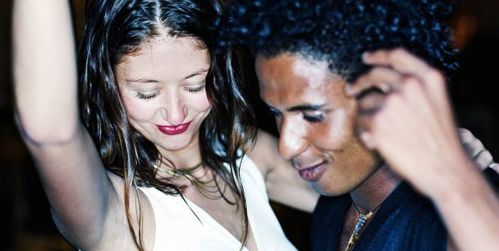 What Is a Monogamish Relationship?