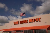 Home Depot responde al boicot del Día de Acción de Gracias: “No estamos coordinando con ICE ni con la Patrulla Fronteriza”