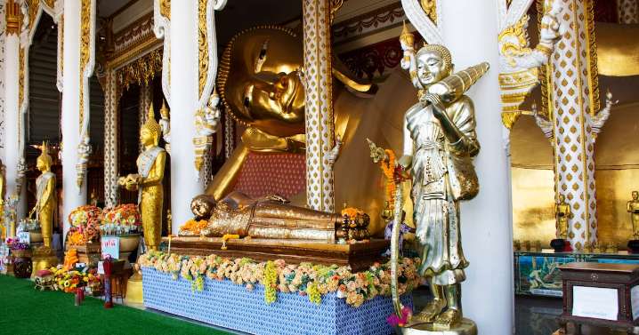 Thai Woman Found Alive in Coffin After Knocking Heart at Crematorium in Bangkok, Thailand