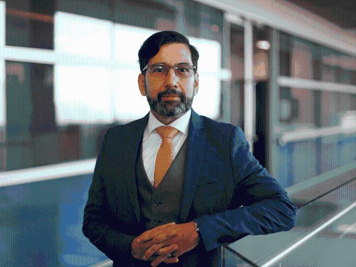 Debate presidencial: Experto llama a abordar el fenómeno de la migración con prudencia y enfoque humanitario