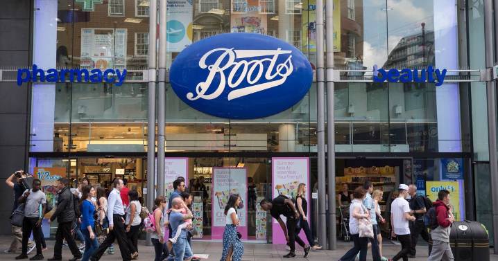 Boots shoppers 'delighted' by 'magic' No7 cream and it's just £10 today