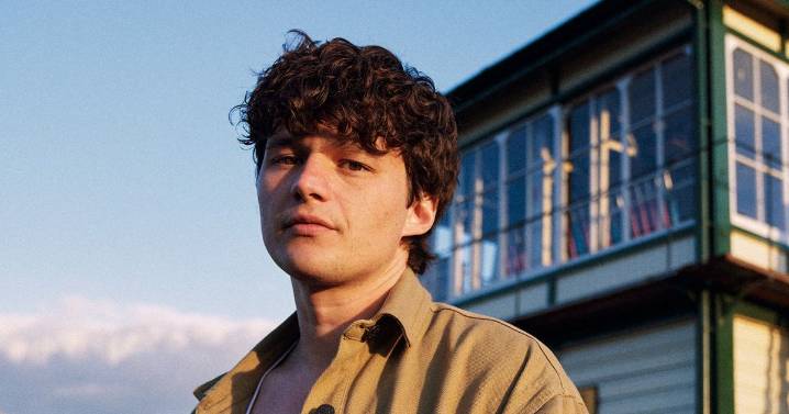 Teesside singer Finn Forster's tribute to childhood pal in heartfelt new single